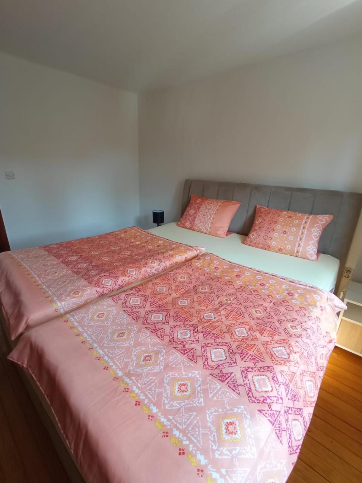Apartman "Em" Bihać Buitenkant foto
