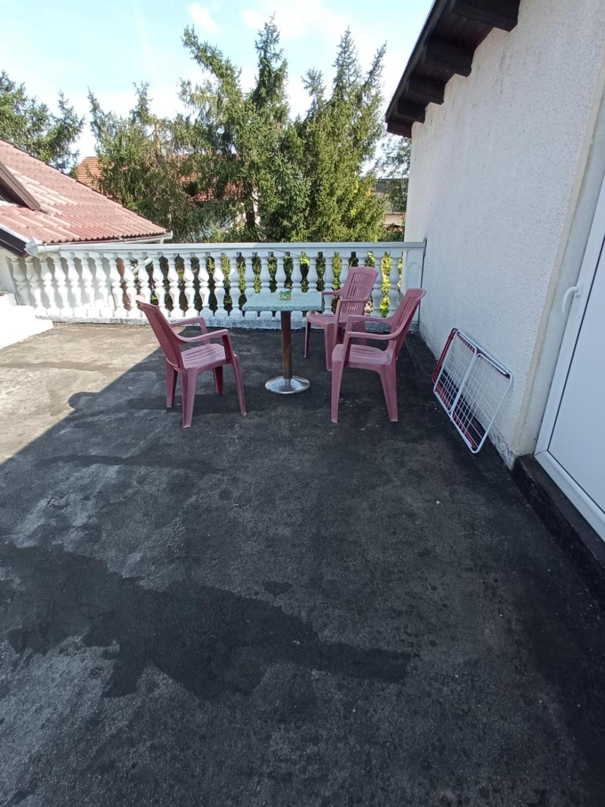 Apartman "Em" Bihać Buitenkant foto